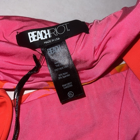 Beach Riot bikini set - Picture 7 of 9